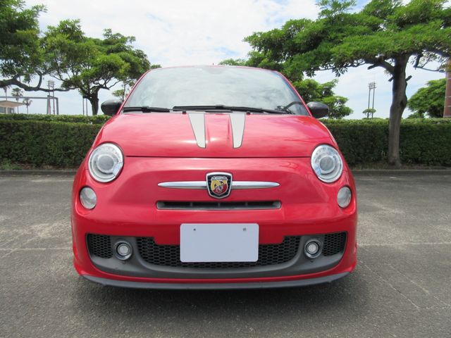 Abarth 695 2011-12 5571-3