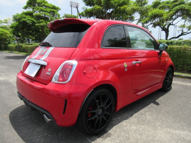 Abarth 695 2011-12 5571-17