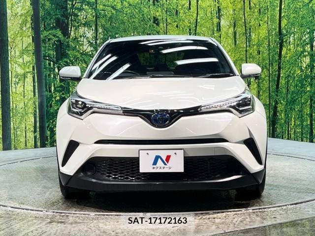 Toyota C-HR 2018-10 236036-14