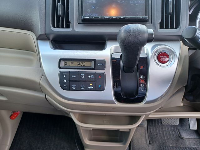Honda N-WGN 2018-10 13675-5