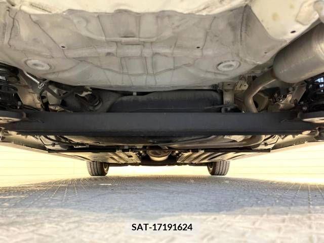 Suzuki SWIFT 2018-10 286630-19