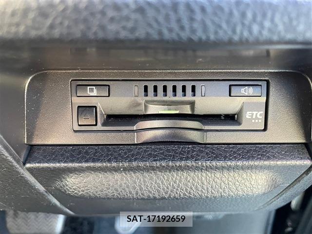 Toyota VOXY 2017-10 202986-22