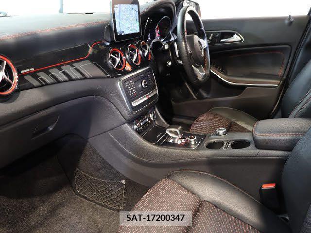 Amg A-Class 2018-06 207843-1