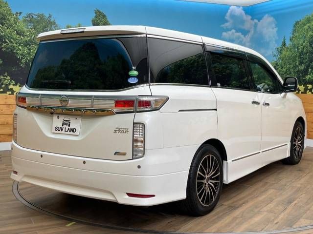 Nissan ELGRAND 2012-09 17247-18