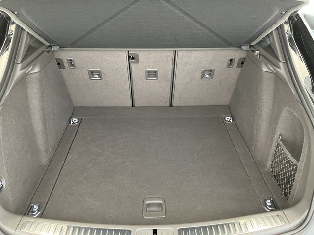 Porsche MACAN 2018-09 13404-17