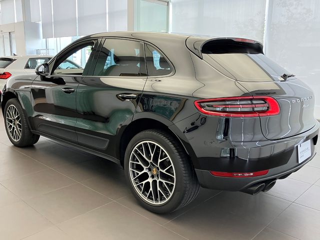 Porsche MACAN 2018-09 13404-6