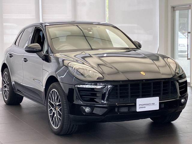 Porsche MACAN 2018-09 13404-2
