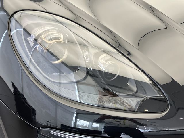 Porsche MACAN 2018-09 13404-8