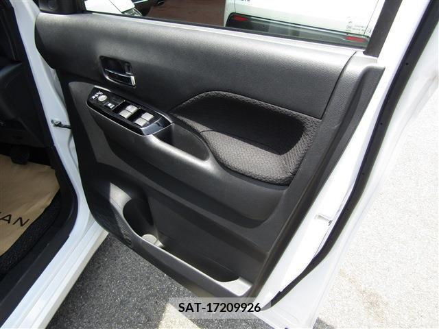 Nissan ROOX 2022-07 354695-17