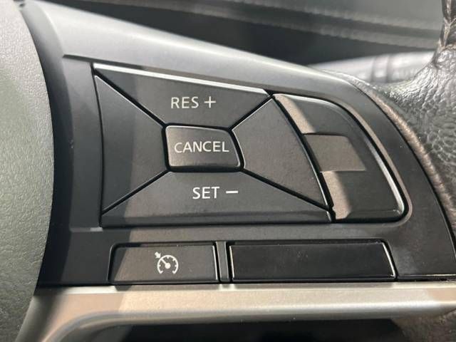 Nissan SERENA 2017-11 13395-6