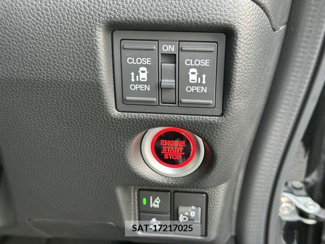 Honda N BOX CUSTOM 2023-02 220884-7