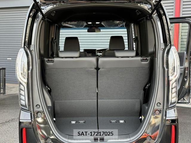 Honda N BOX CUSTOM 2023-02 220884-14