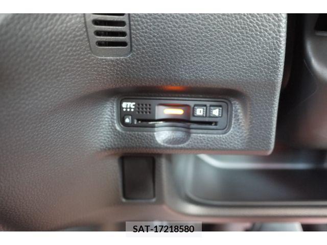 Honda N BOX CUSTOM 2019-04 307472-18