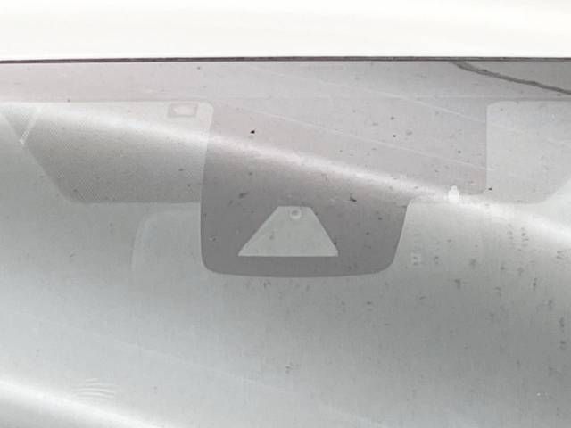 Toyota PRIUS 2017-02 185577-4