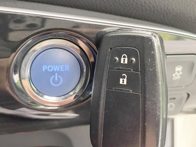 Toyota PRIUS 2017-02 185577-7
