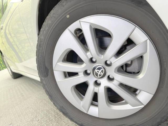 Toyota PRIUS 2017-02 185577-13