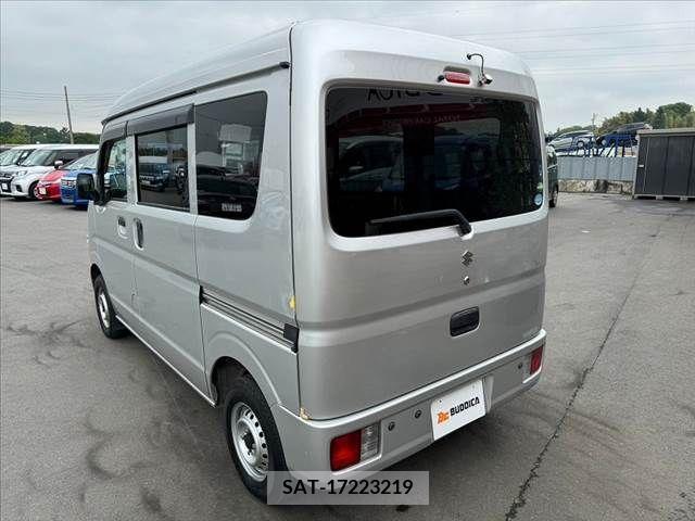 Suzuki EVERY 2018-04 297386-12