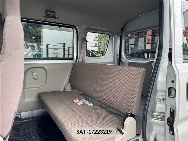 Suzuki EVERY 2018-04 297386-17