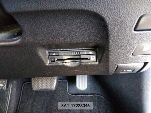 Toyota PRIUS PHV 2017-06 366796-7