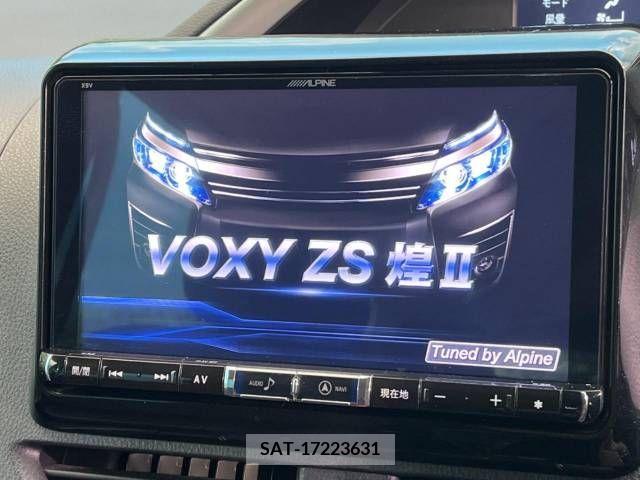 Toyota VOXY 2017-06 321508-3