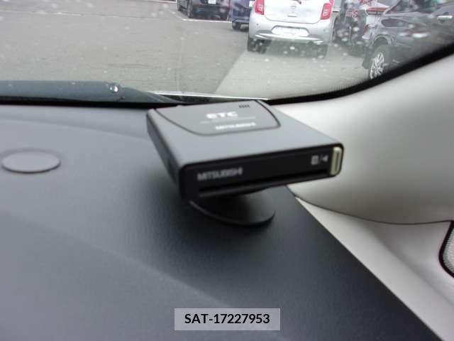 Nissan NOTE 2018-01 313878-8