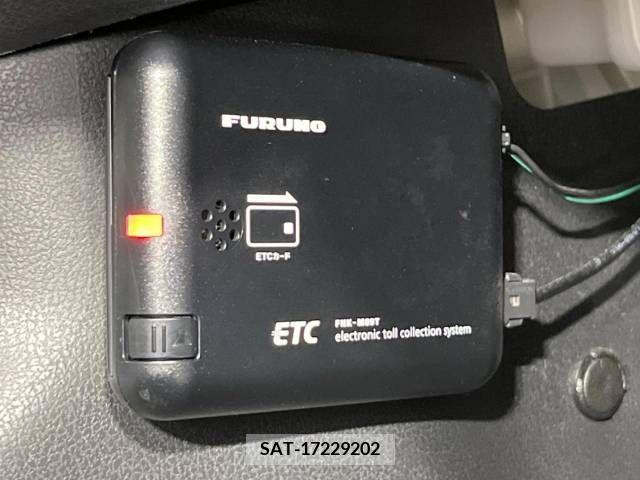 Nissan NOTE 2017-01 382867-6