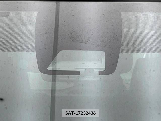 Toyota VOXY 2018-10 394983-2