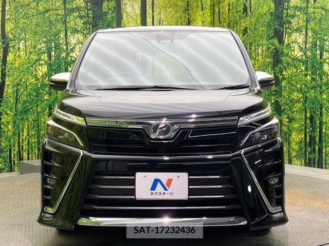 Toyota VOXY 2018-10 394983-15