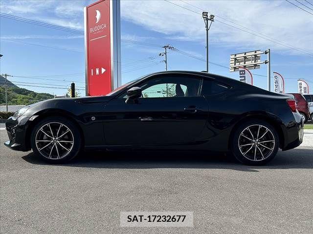 Toyota 86 2016-12 258606-10