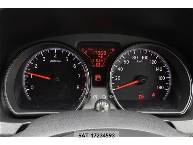 Nissan NOTE 2016-10 224984-8