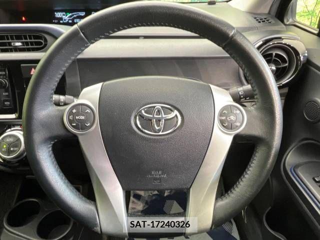 Toyota AQUA 2015-08 314039-19