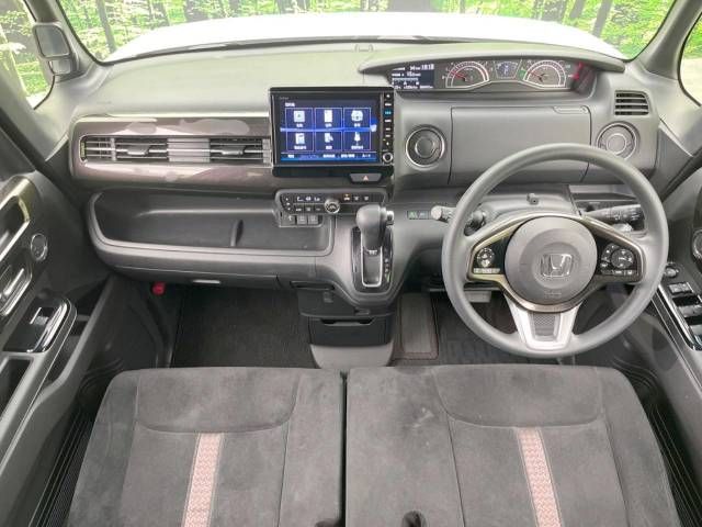 Honda N BOX CUSTOM 2019-02 11854-1