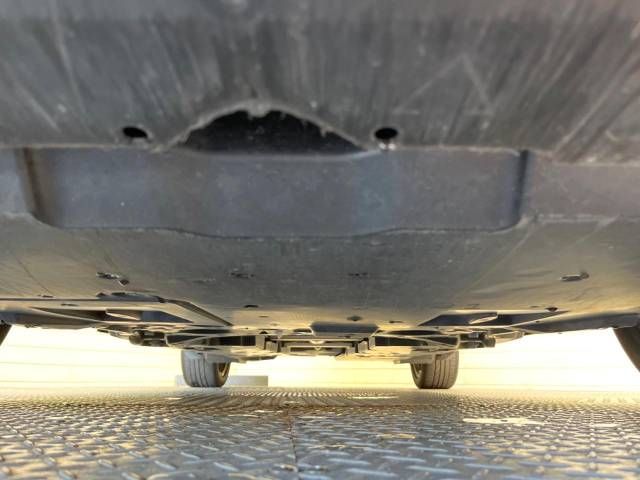 Toyota C-HR 2018-11 181159-19