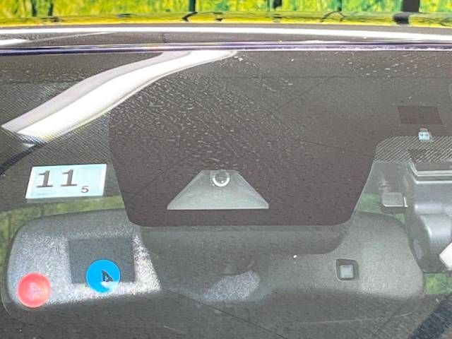 Toyota C-HR 2018-11 181159-2