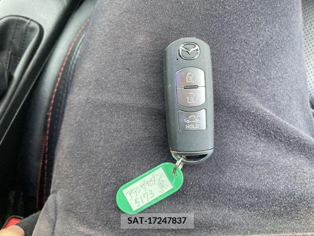 Mazda ATENZA 2013-07 389377-8