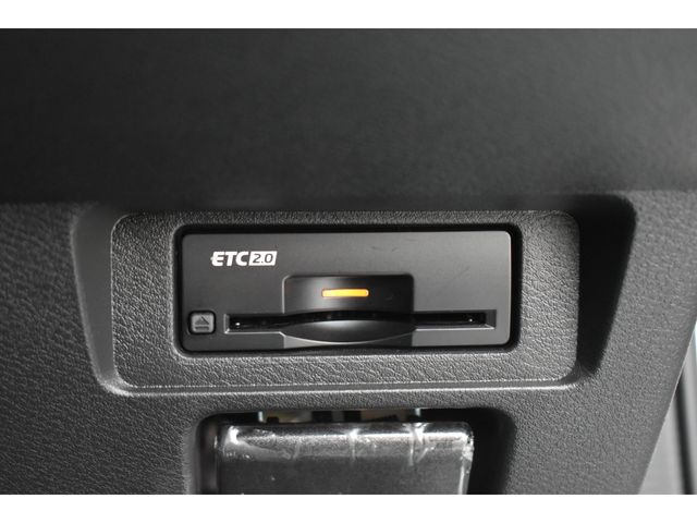 Nissan AURA 2022-06 14227-6