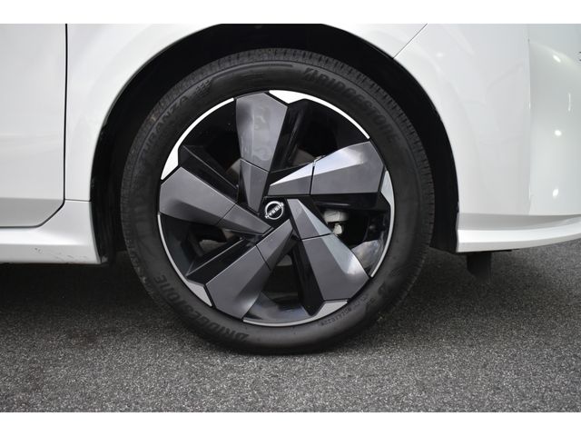 Nissan AURA 2022-06 14227-23