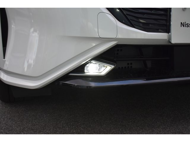Nissan AURA 2022-06 14227-22