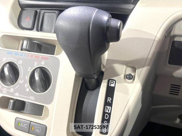 Daihatsu MOVE 2016-02 379904-6