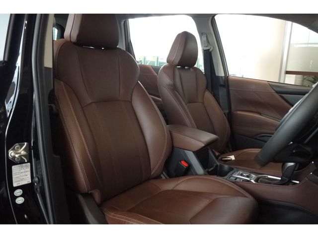 Subaru FORESTER 2018-09 5649-9