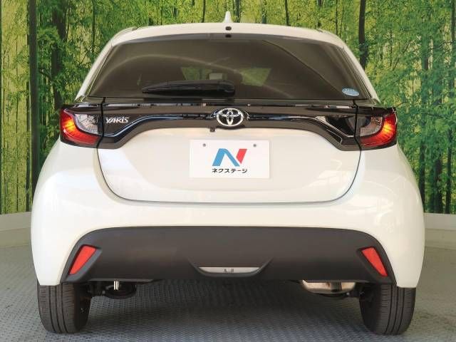 Toyota YARIS 2021-03 12408-15