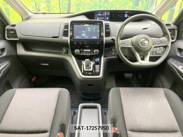 Nissan SERENA 2018-08 367702-1
