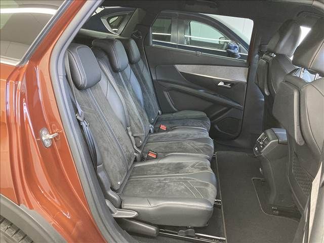 Peugeot 5008 2021-10 16143-11