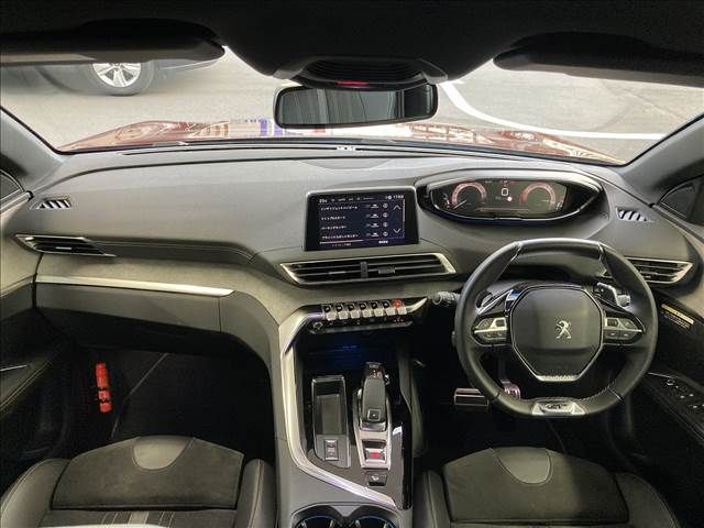 Peugeot 5008 2021-10 16143-1
