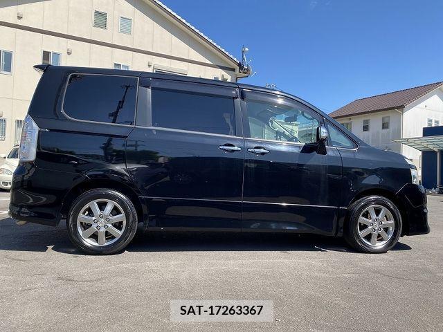 Toyota VOXY 2008-12 370441-5