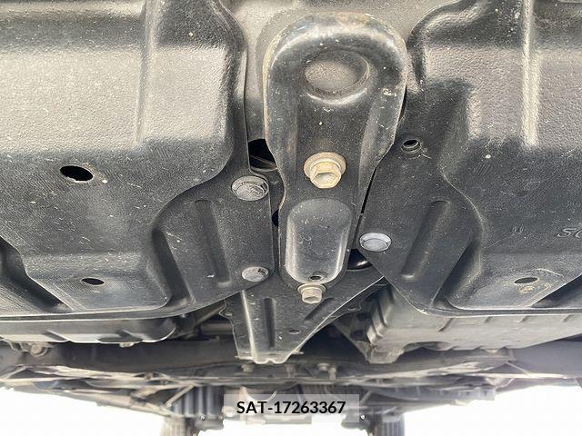 Toyota VOXY 2008-12 370441-27