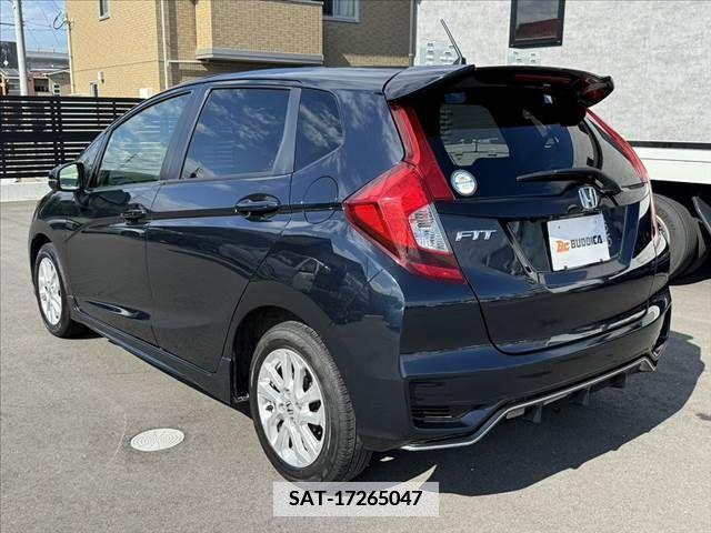 Honda FIT 2017-11 381753-13