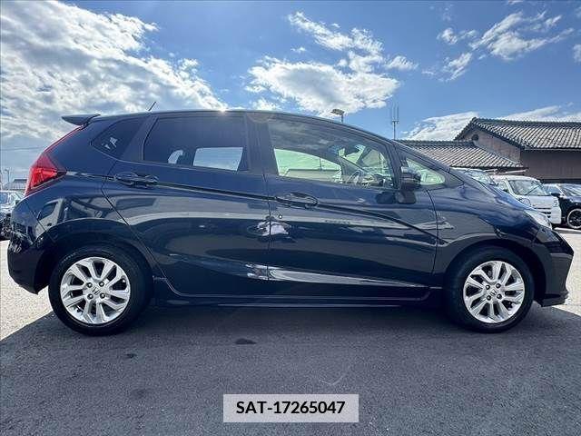 Honda FIT 2017-11 381753-12