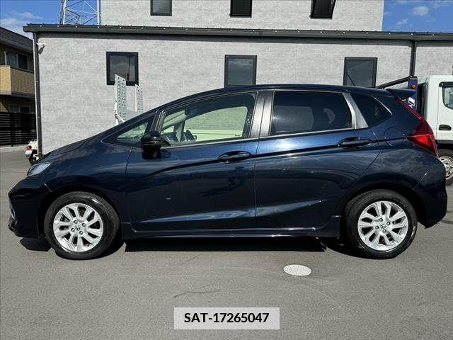 Honda FIT 2017-11 381753-11