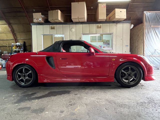 Toyota MR-S 2000-04 1819-6